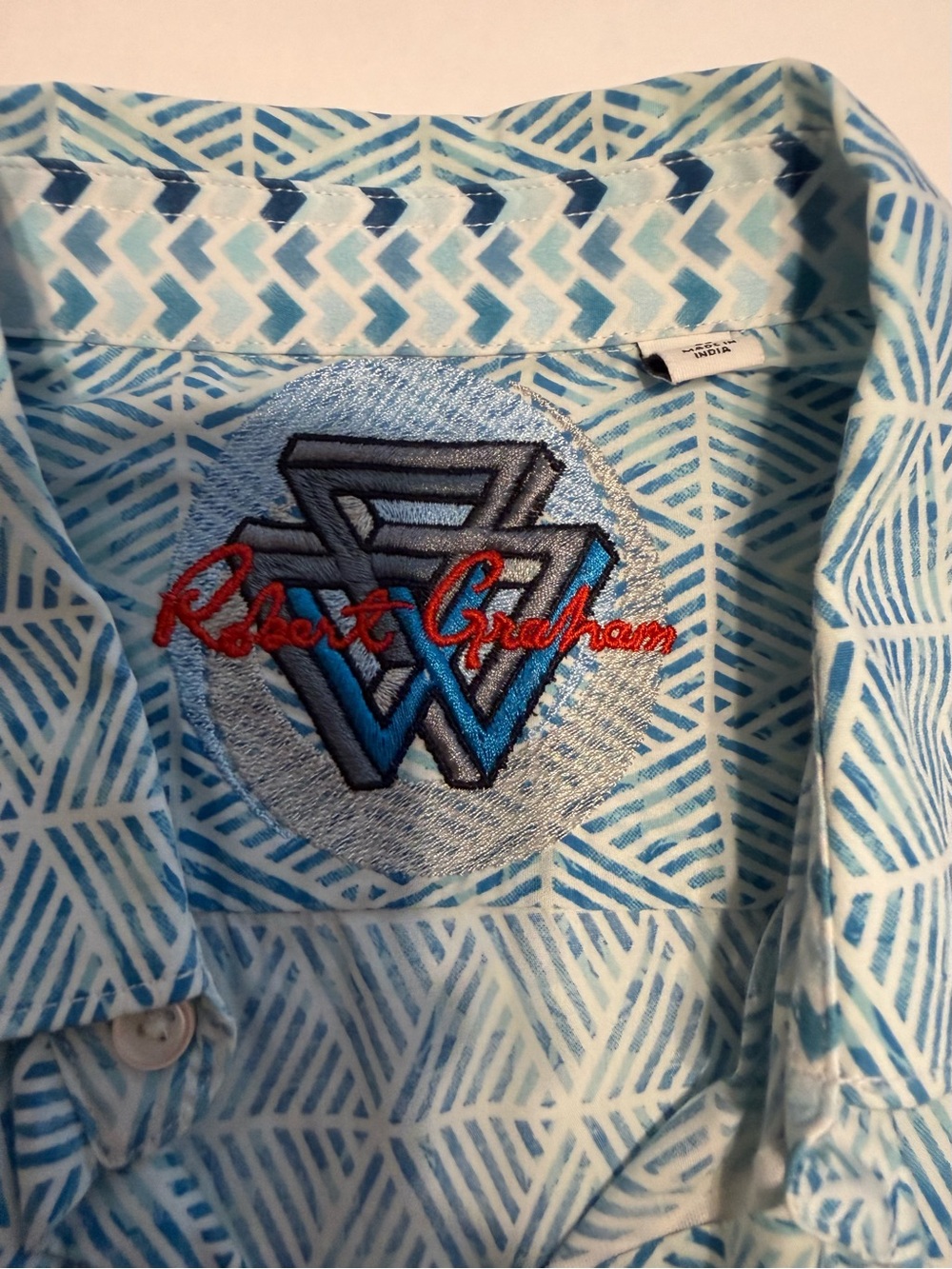 Robert Graham Light Blue & White Geometric Short-Sleeve Button-Down Shirt - Picture 3 of 5